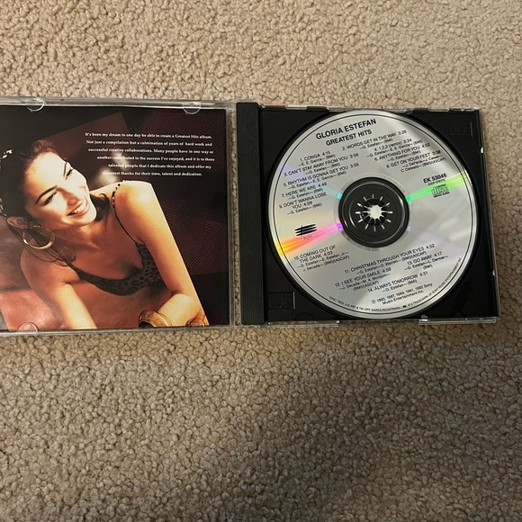 Gloria Estefan | Greatest Hits | Vintage Music CD - Picture 2 of 3
